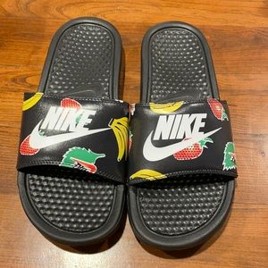 Brand new Nike sandals size 7